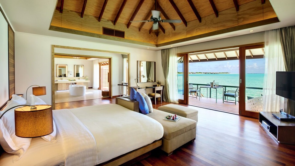 Hideaway Beach Resort & Spa Maldives room