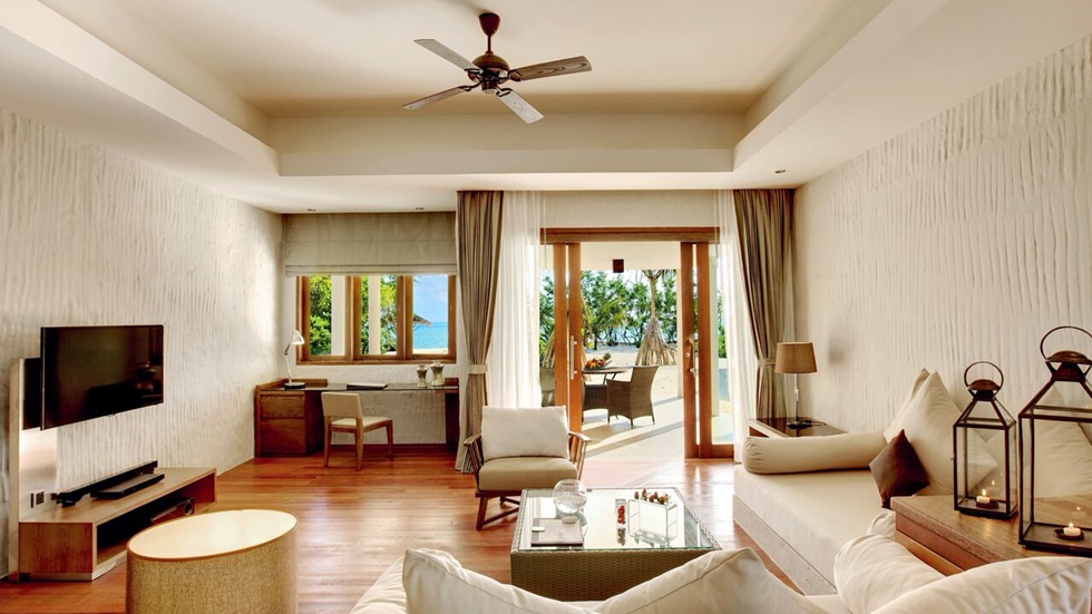 Hideaway Beach Resort & Spa Maldives room